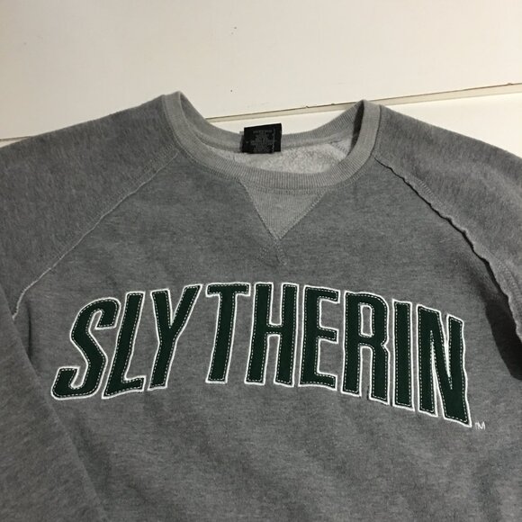 Harry Potter Slytherin Universal Studios Sweatshirt Size Small Wizarding World - Picture 2 of 8